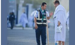 كشاف يواصل خدمته في موسم الحج رغم الإصابة