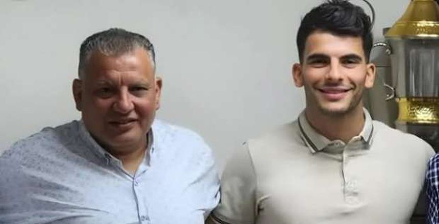 زيزو: قرينا الفاتحة على التجديد مع الزمالك وشرط والدي أوقف المفاوضات زيزو: قرينا الفاتحة على التجديد مع الزمالك وشرط والدي أوقف المفاوضات