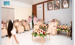 أمير منطقة جازان ونائبه يلتقيان مشايخ وأهالي محافظة جزر فرسان