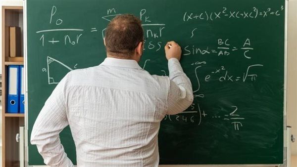 وظيفة معلم مساعد رياضيات