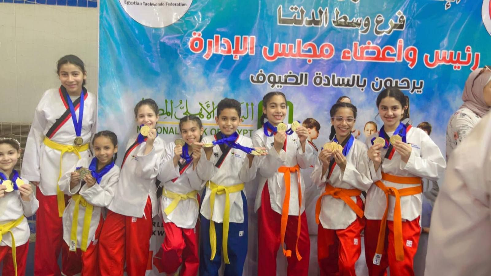 قد تكون صورة ‏‏‏‏١٠‏ أشخاص‏، و‏أشخاص يؤدون الفنون القتالية‏‏ و‏نص‏‏