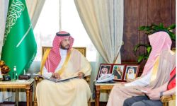 نائب أمير عسير يطلع على منجزات فرع "الهلال الأحمر" بالمنطقة