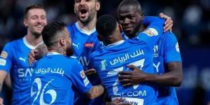 الهلال يهزم الرياض بثلاثية ويحافظ على صدارة الدوري السعودي