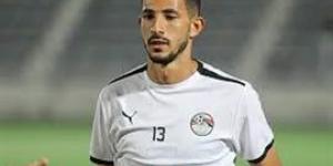 أحمد فتوح يؤازر لاعبي الزمالك باستاد القاهرة قبل مواجهة الشرطة الكيني