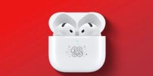 أبل تطرح إصدارًا محدودًا من سماعات AirPods 4 بمناسبة "عام الثعبان"