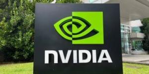 إطلاق منصة Nvidia Cosmos AI لتدريب وتطوير المركبات والروبوتات ذاتية القيادة في معرض CES 2025