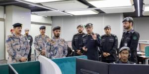 مدير عام حرس الحدود يزور مركز “911” بمنطقة مكة المكرمة
