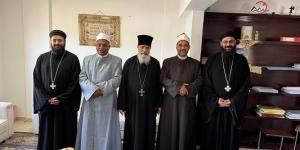 وفد من الكنيسة يزور وكيل أوقاف البحر الأحمر لتهنئته بعيد الأضحى