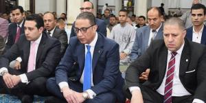 محافظ الفيوم يؤدي صلاة عيد الأضحى المبارك بمسجد ناصر الكبير