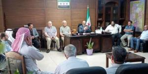 مدير زراعة دمشق وريفها يبحث واقع القطاع الزراعي وصعوباته مع الأسرة الزراعية