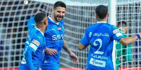 ميتروفيتش على رأس تشكيل الهلال أمام اتحاد جدة