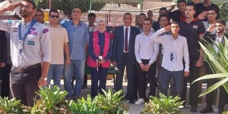 نائب رئيس جامعة بنها للدراسات العليا والبحوث تتفقد كليتي الآداب والتجارة