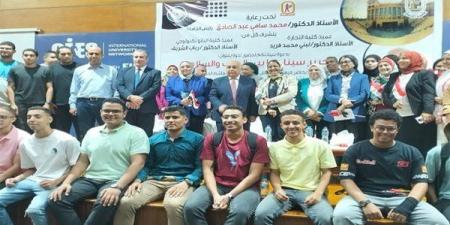 جامعة القاهرة تعقد ندوة مشتركة لكليتي التجارة والنانو تكنولوجي حول تحرير سيناء