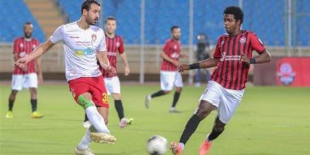 شاهد.. بث مباشر لمباراة الرائد وضمك في دوري رووشن السعودي