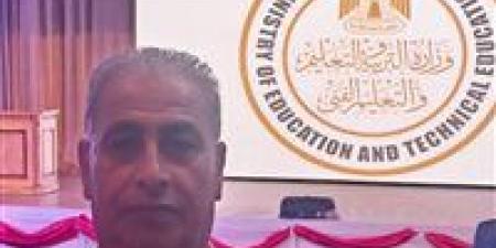 محافظ الشرقية ومدير إدارة ههيا التعليمية ينعيان مدير مدرسة إثر تعرضه لحادث أليم أثناء عودته من اللجنة