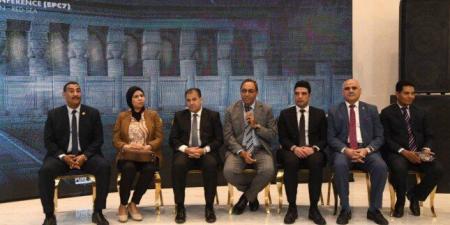 بحضور نقيب صيادلة قنا.. محافظ قنا يشهد افتتاح فعاليات مؤتمر صيادلة جنوب صعيد مصر
