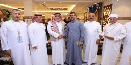 وزير الأوقاف يزور بعثتي القوات المسلحة والأمن العام