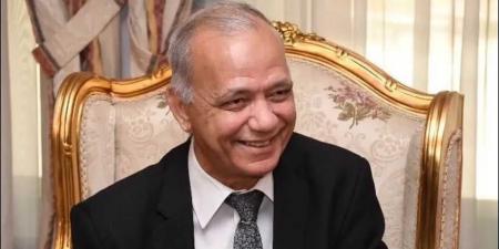 «المشهد اليمني» تحاور الدكتور محمد سعد: برامج الماجستير والدكتوراه في الإعلام تؤهل أساتذة يفتقرون للمهارات الرقمية