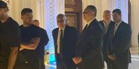 بعد عودته من فرنسا.. حسين لبيب يظهر في عزاء والدة عمرو الجنايني عضو لجنة التخطيط بالزمالك