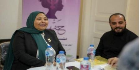 السكرتير العام لمحافظة الإسماعيلية يستعرض إنجازات قومي المرأة خلال شهر مايو الماضي