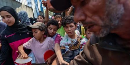30 شهيدا فلسطينيا في استهداف اسرائيلي قرب مركز مساعدات بغزة