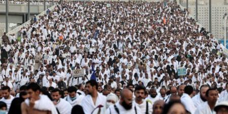 «يا رايحين للنبي الغالي».. طرق الوقاية من ضربات الشمس والإجهاد الحراري في الحج