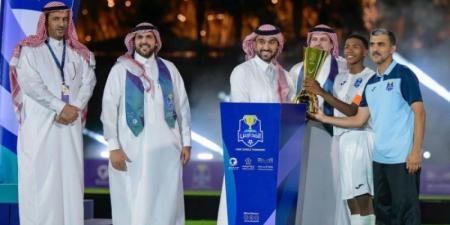 وزير الرياضة يشهد ختام دوري المدارس لكرة القدم بنسخته الخامسة