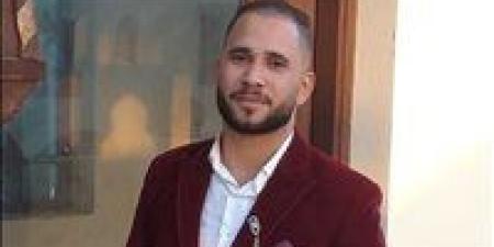 القبض علي عاطل تعدى على عامل بمطعم كشري بالفيوم