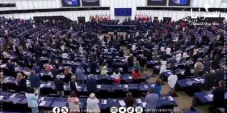 بالفيديو .. لحظة تصفيق أعضاء البرلمان الأوروبي لجلالة الملك عبدالله الثاني بعد الانتهاء من كلمته