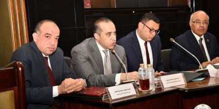 فوزي: الدولة ملزمة بمنح الأولوية للمستأجر أو من امتد إليه عقد الإيجار