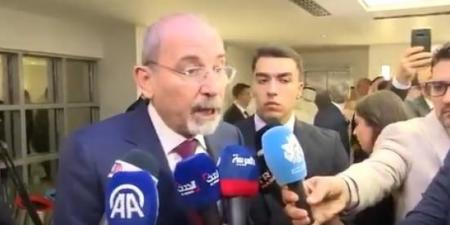 الصفدي: الموقف العربي يطالب بوقف العدوان وعودة مفاوضات نووي إيران