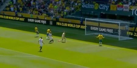 كأس العالم للأندية.. صن داونز يتقدم بالهدف الأول في شباك بوروسيا دورتموند «فيديو»
