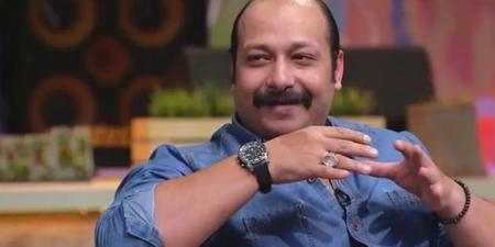 محمد ثروت: وقوفي أمام ميمي جمال شرف كبير