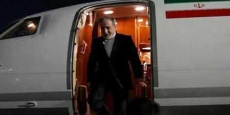 إيران تستنجد بروسيا وعراقجي يصل موسكو للقاء بوتين