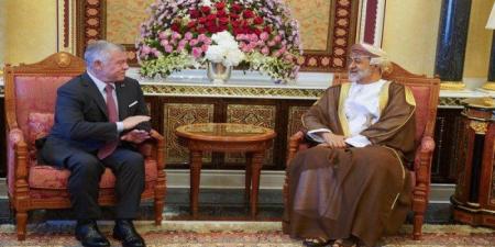 سلطان عمان والعاهل الأردني يؤكدان ضرورة تكثيف الجهود لوقف التصعيد في المنطقة