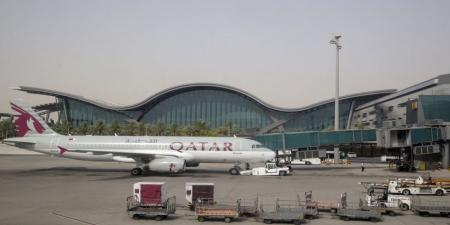 قطر تعلن إيقاف حركة الملاحة الجوية مؤقتا