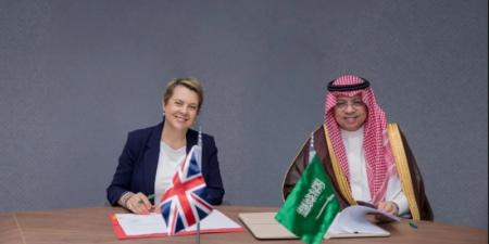 المملكة وبريطانيا توقعان اتفاقية النقطة الأمنية الواحدة لتعزيز تجربة المسافرين