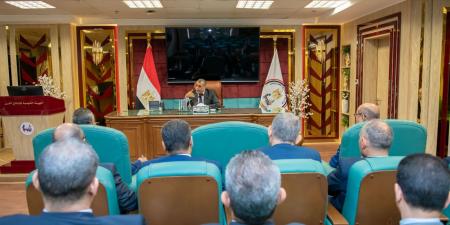 وزير الإنتاج الحربى يلتقى رؤساء البعثات الدبلوماسية والقنصلية بالخارج