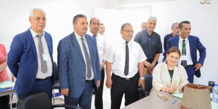 وزير التربية يزور مركز اصلاح امتحانات شهادة ختم التعليم الاساسي ويدعو ال ضمان مبدأ تكافؤ الفرص