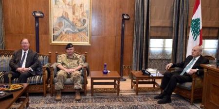 بري عرض تطورات الاوضاع والمستجدات السياسية خلال إستقباله كبير مستشاري وزارة الدفاع البريطانية