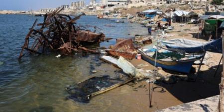 الموت والدمار فى كل مكان.. تقرير أممي: قطاع الصيد فى غزة خارج نطاق الخدمة.. ويؤكد: انهيار تام لمصدر رزق الآلاف من الفلسطينيين