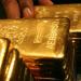 "رويترز": سعر الذهب هبط 1% تقريبًا في المعاملات الفورية إلى 3332.95 دولار للأونصة