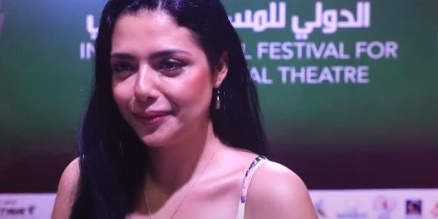 بعد نجاحها في «عمر أفندي»، مارتينا عادل تنسحب من مسرحية «الحلم حلاوة»