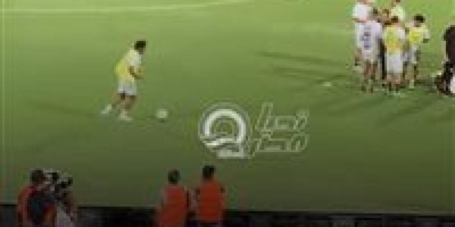 فيديو|وصلة هزار بين محمد صلاح وهاني قبل بداية لقاء منتخب مصر أمام كاب فيردي في تصفيات كأس أمم إفريقيا 2025