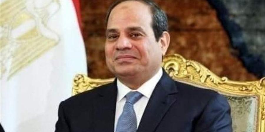 الرئيس السيسي يجدد تعيين أمين عام مجلس الوزراء لمدة عام