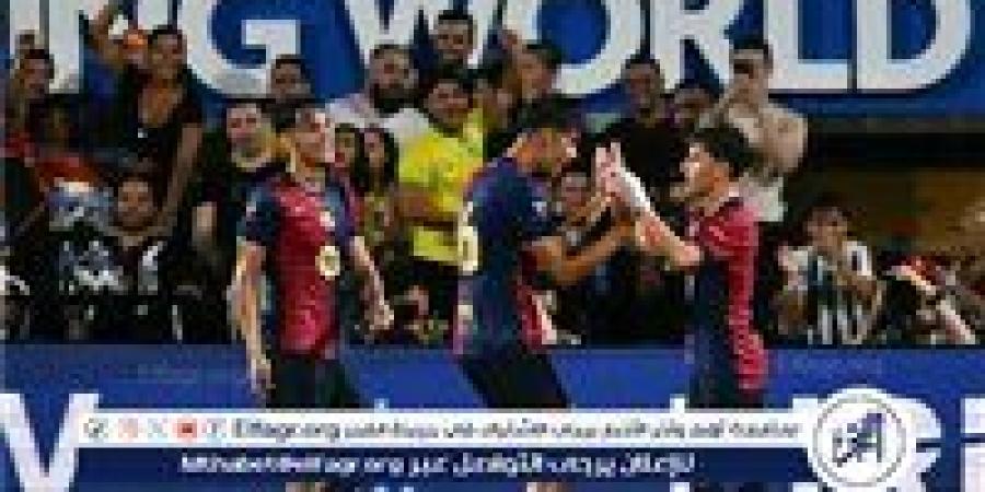 أول مباراة له بدوري الأبطال.. حكم هولندي لمباراة برشلونة وموناكو