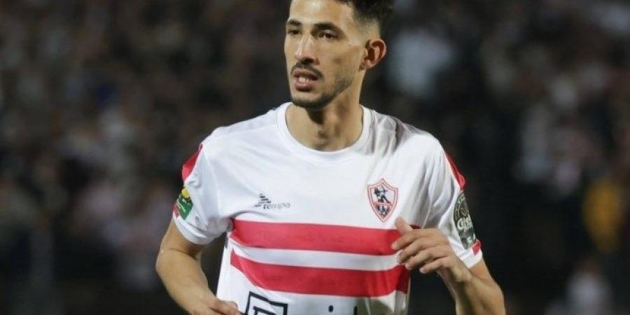 أحمد فتوح في مدرجات استاد القاهرة لمؤازرة الزمالك أمام الشرطة الكيني (تفاصيل)