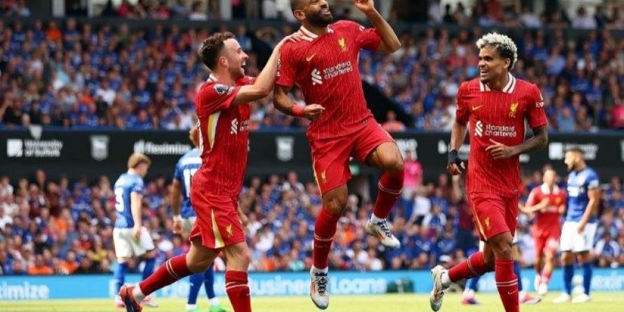 ليفربول يكتسح بورنموث بثلاثية ويتصدر ترتيب الدوري الإنجليزي مؤقتا (فيديو)