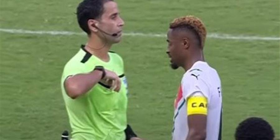 وجيه أحمد: الشلماني من حكام النخبة ومرشح للمشاركة في كأس العالم