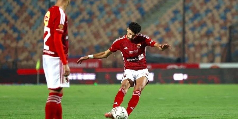 الأهلي يتقدم على الزمالك بركلة جزاء وسام أبو علي في الشوط الأول (فيديو)